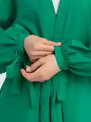 Лесной зеленый костюм изо льна летний