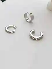 Серебряный серьги - каффы женские 3 штуки со стразами