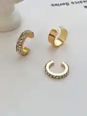 Золотой серьги - каффы женские 3 штуки со стразами