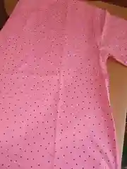 Розовый футболка женская