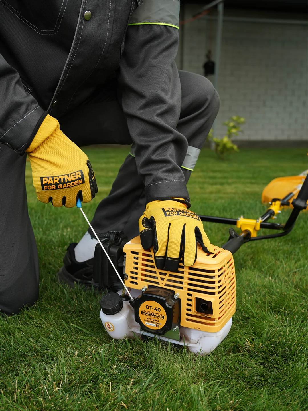 Триммер кусторез бензиновый для травы садовый Partner for Garden GT 40, ширина  44 см