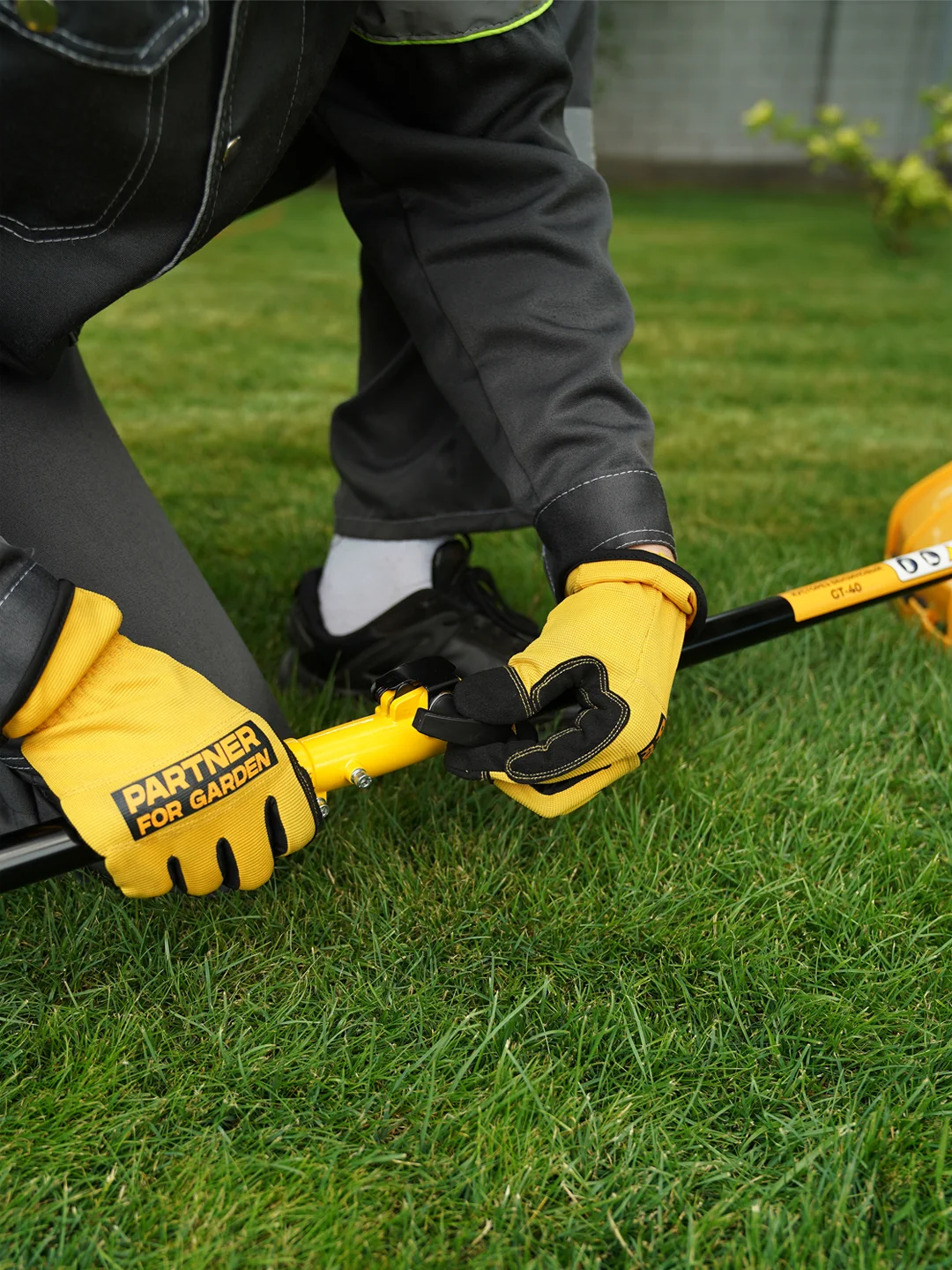 Триммер кусторез бензиновый для травы садовый Partner for Garden GT 40, ширина  44 см
