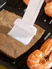 Белый масленка с кисточкой
