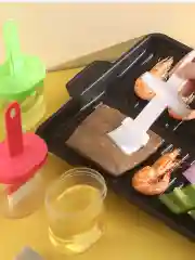 Белый масленка с кисточкой