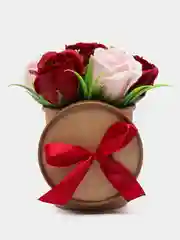 Кораллово-розовый букет из вспененного мыла , подарок на Новый год маме,сестре,коллеге ,подарочный набор