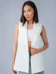 Белый жилет женский, классический
