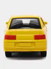 Желтый металлическая коллекционная машинка Lada (ВАЗ) 2110
