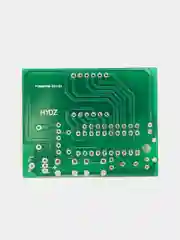 Радиоконструктор Электронные часы на at89c2051 3-6VDC