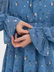 Небесно-голубой платье