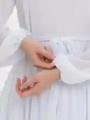 Белый платье