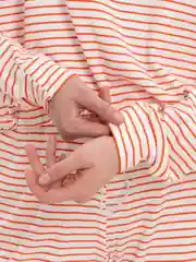 Оранжевый костюм женский в полоску