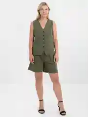 Ледяной костюм с жилеткой и шортами