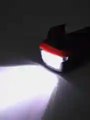 Алый фонарь велосипедный с PowerBank, сигналом и держателем сматфона