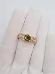 Зеленый кольцо женское  с камнем, бижутерия