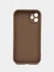Шоколадный чехол на iPhone 11