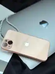 Кремовый чехол для iPhone 13, со стеклянной панелью и защитой камеры