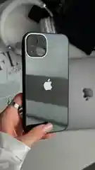 Черный чехол на iPhone 13, со стеклянной панелью и защитой камеры