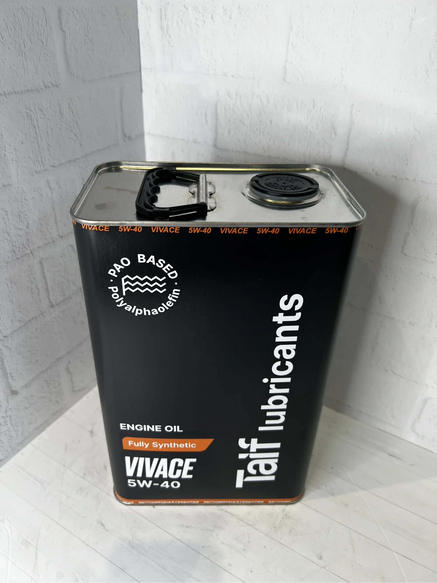 Синтетическое моторное масло Taif Vivace 5W-40 SN/CF 4л