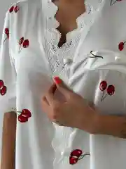 Слоновая кость шелковая пижама женская, вишня