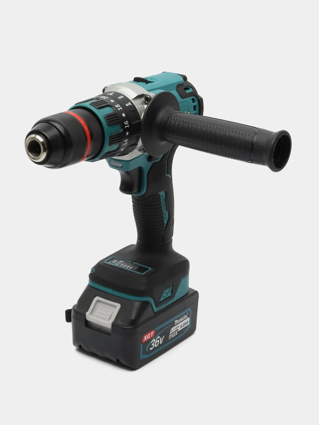 Шуруповёрт Makita 36V, в комплекте 2 АКБ, ЗУ в кейсе