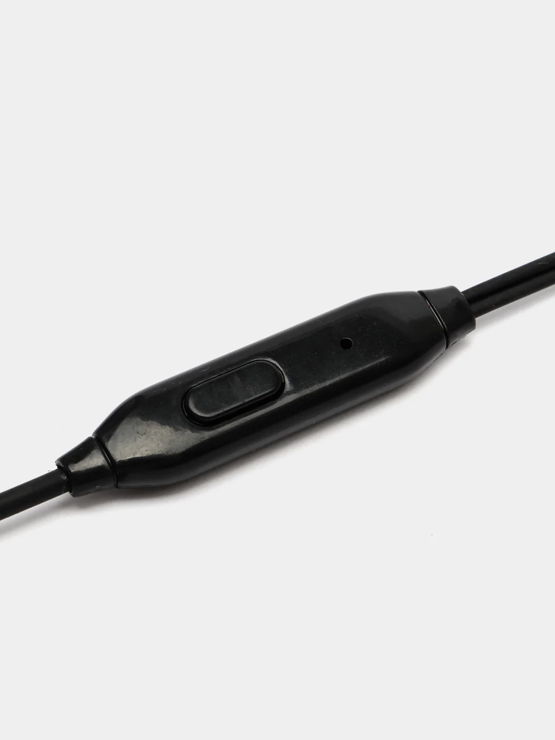 Внутриканальные наушники Bass Earphones L29 с микрофоном, черные