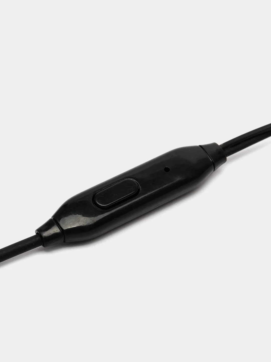 Наушники Stereo Earphone D21 вакуумные с микрофоном