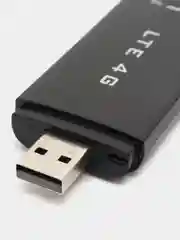 Белый usb Модем 4G WiFi роутер + 50 Гб в месяц (сим карта для модема в подарок)