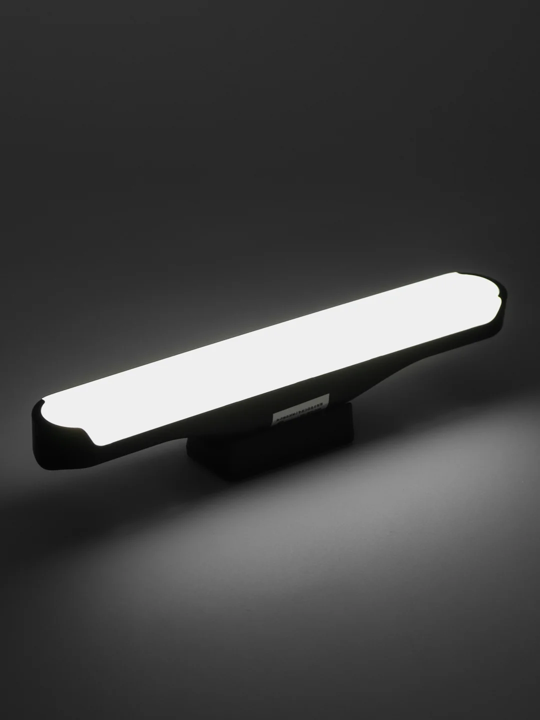Светильник беспроводной светодиодный USB-ночник на аккумуляторе подсветка стола на магните