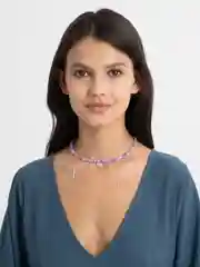 Алый чокер из халцедона с кулоном