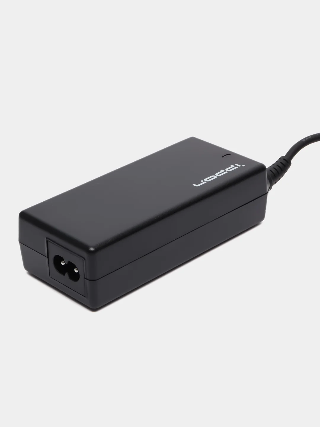 Черный блок питания Ippon E70 универсальный 70W, 18.5V-20V