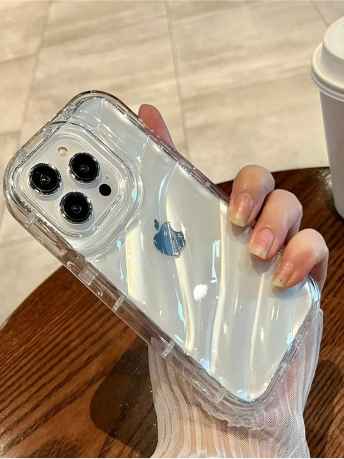 Светло-бежевый apple iPhone 15, Айфон 15 чехол матовый с обьемный с принтом для iPhone 15