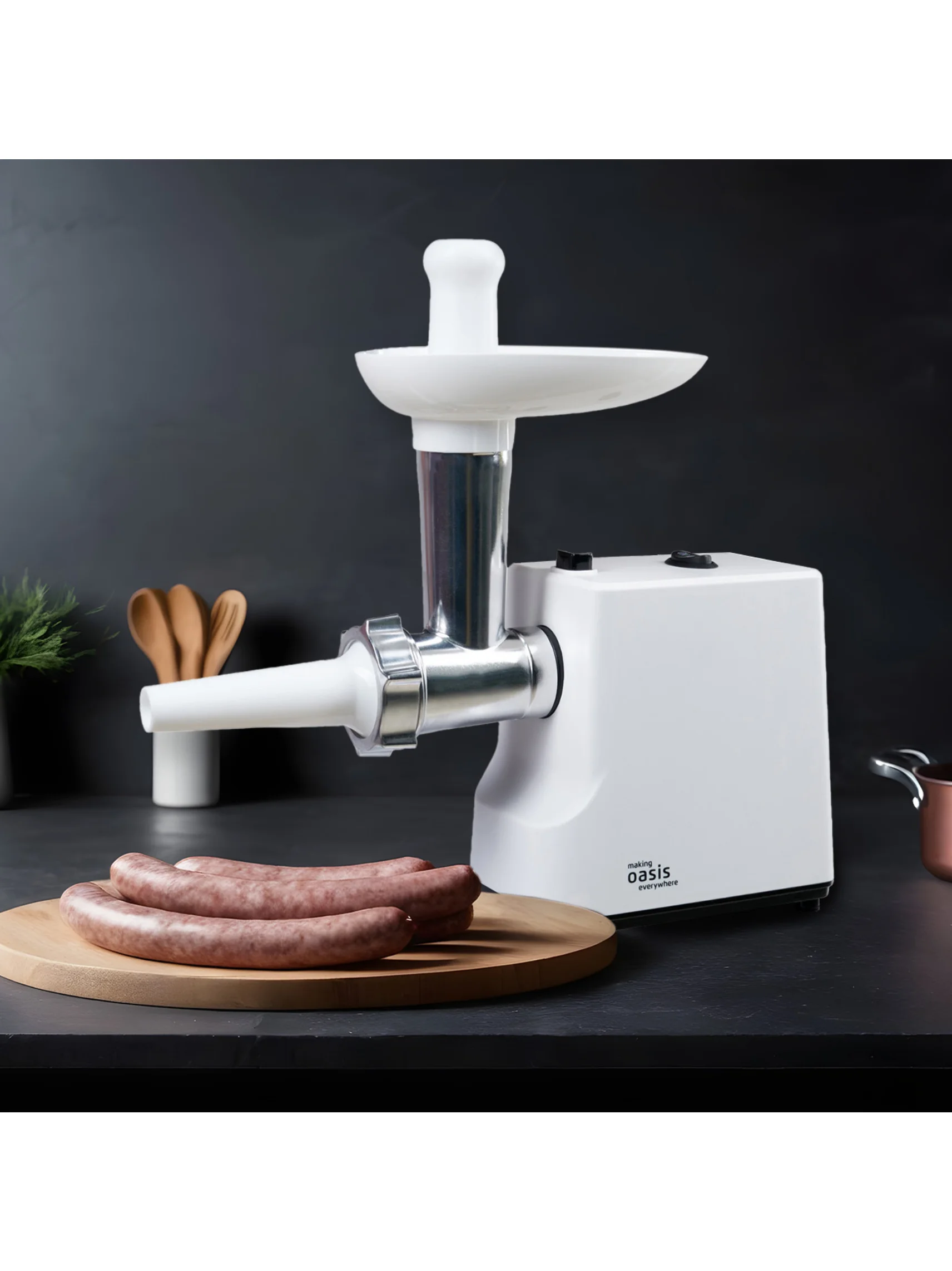 Белый мясорубка электрическая making Oasis everywhere MG-LK1