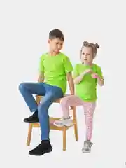 Зеленый футболка для мальчиков однотонная