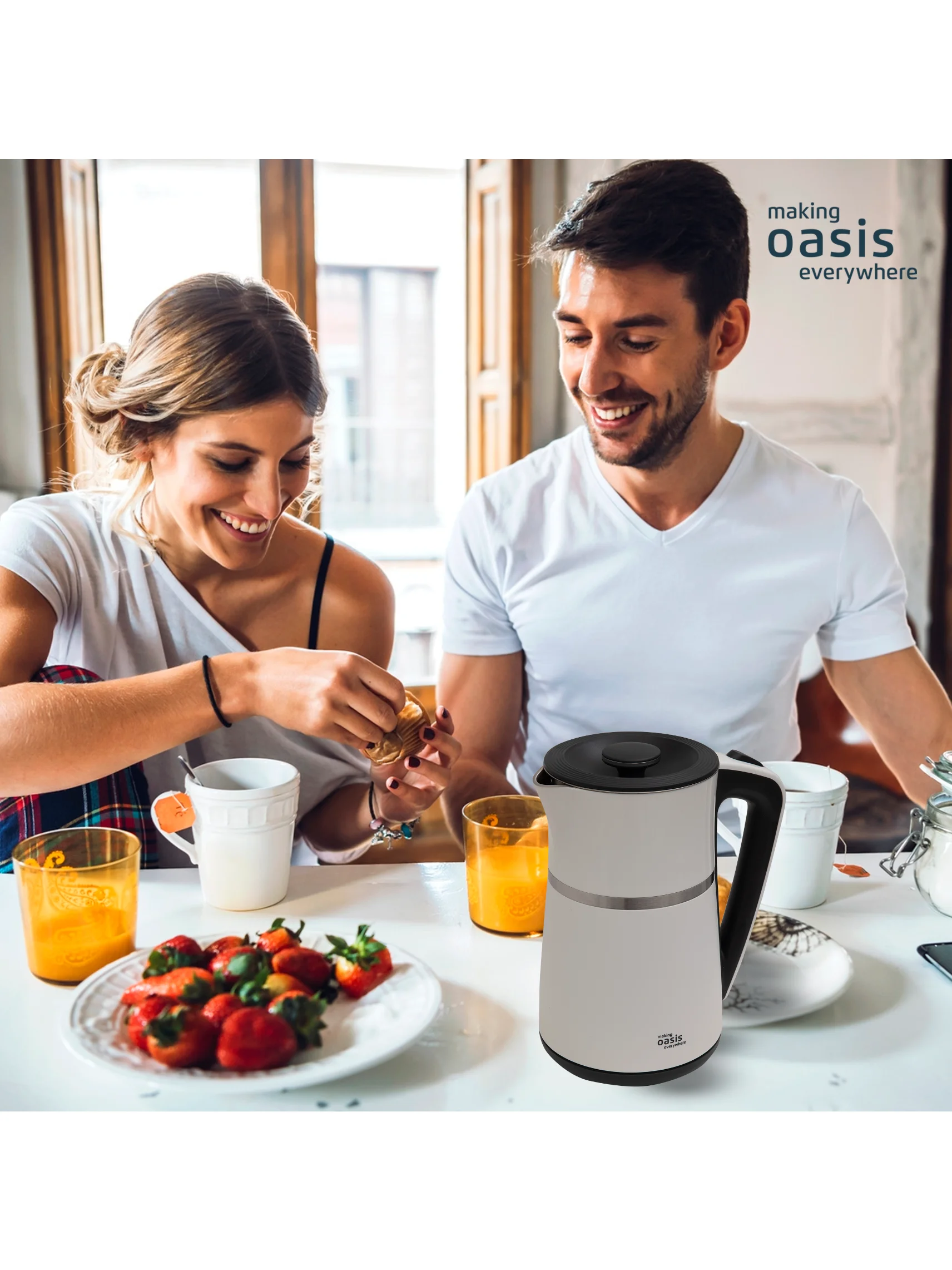Белый электрический чайник making Oasis everywhere K-4SPW