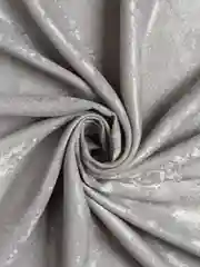 Серый шторы с тюлем, короткие, разные цвета, высота 170 см, ширина штор 140+140 см