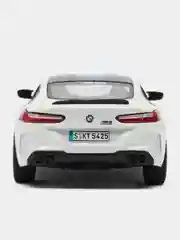 Белый металлическая машинка BMW M8 Competition Coupe 1:38 kinsmart KT5425D KT5425DF