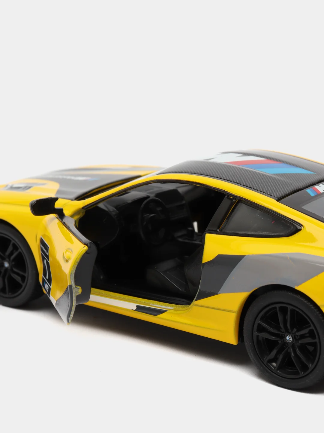 Горчичный металлическая машинка BMW M8 Competition Coupe 1:38 kinsmart KT5425D KT5425DF