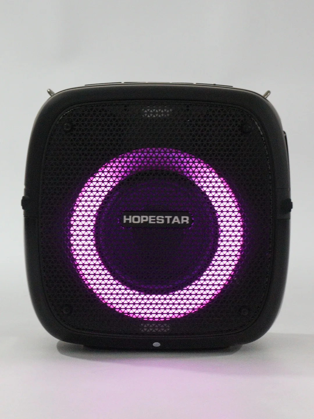 Черный портативная колонка Bluetooth HOPESTAR  P24 / PARTY ONE