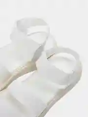 Босоножки женские