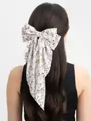 Белый бант для волос, на заколке