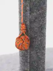 Серый когтеточка для кошек с игрушкой, лежанка, столбик
