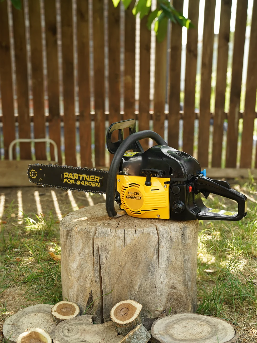 Бензопила цепная Partner for Garden GS 520 3,5 л.с, мощность 2,4 кВт л.с., лёгкий запуск