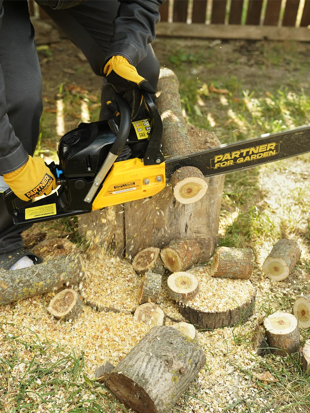 Бензопила цепная Partner for Garden GS 520 3,5 л.с, мощность 2,4 кВт л.с., лёгкий запуск