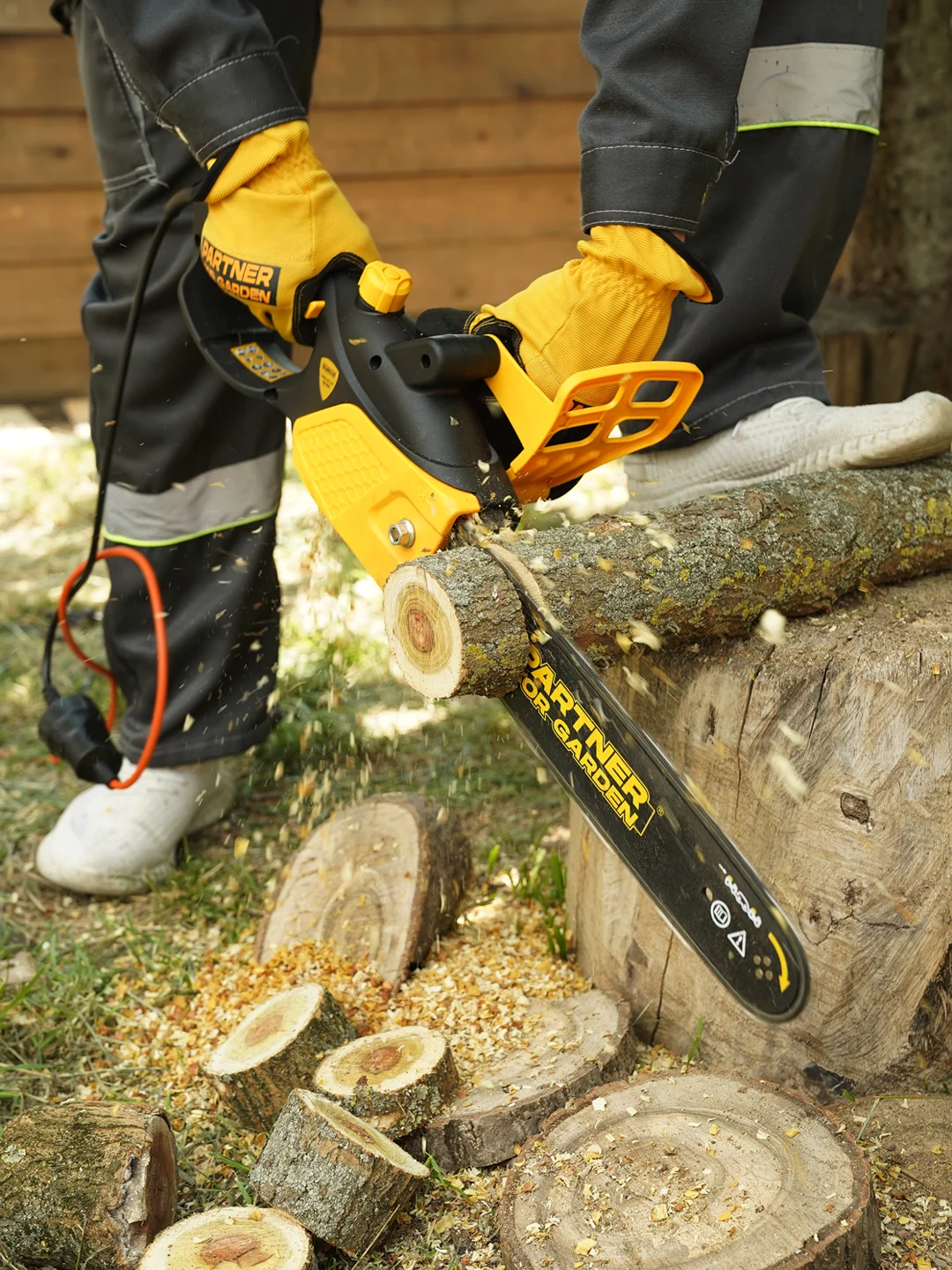 Пила цепная электрическая Partner for Garden ES-350(1800Вт,14"/ 35см шина,цепь 3/8-1,3-52)