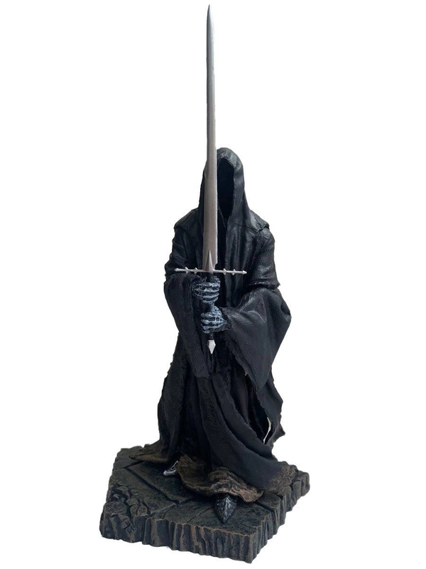 Фигурка: The Lord of The Rings Nazgul (27 см.)