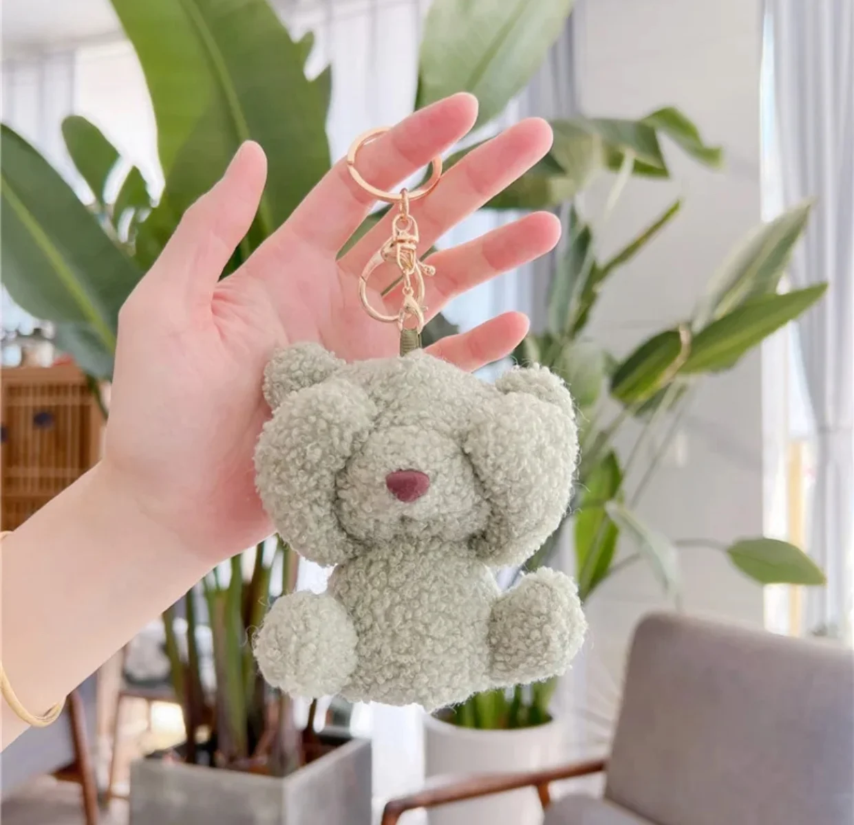Мягкая маленькая игрушка