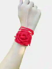 Красный чокер с розой/пионом