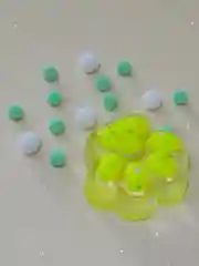 Салатовый лапка антистресс сквиш, мялка лапка, кошачья лапка жмякалка