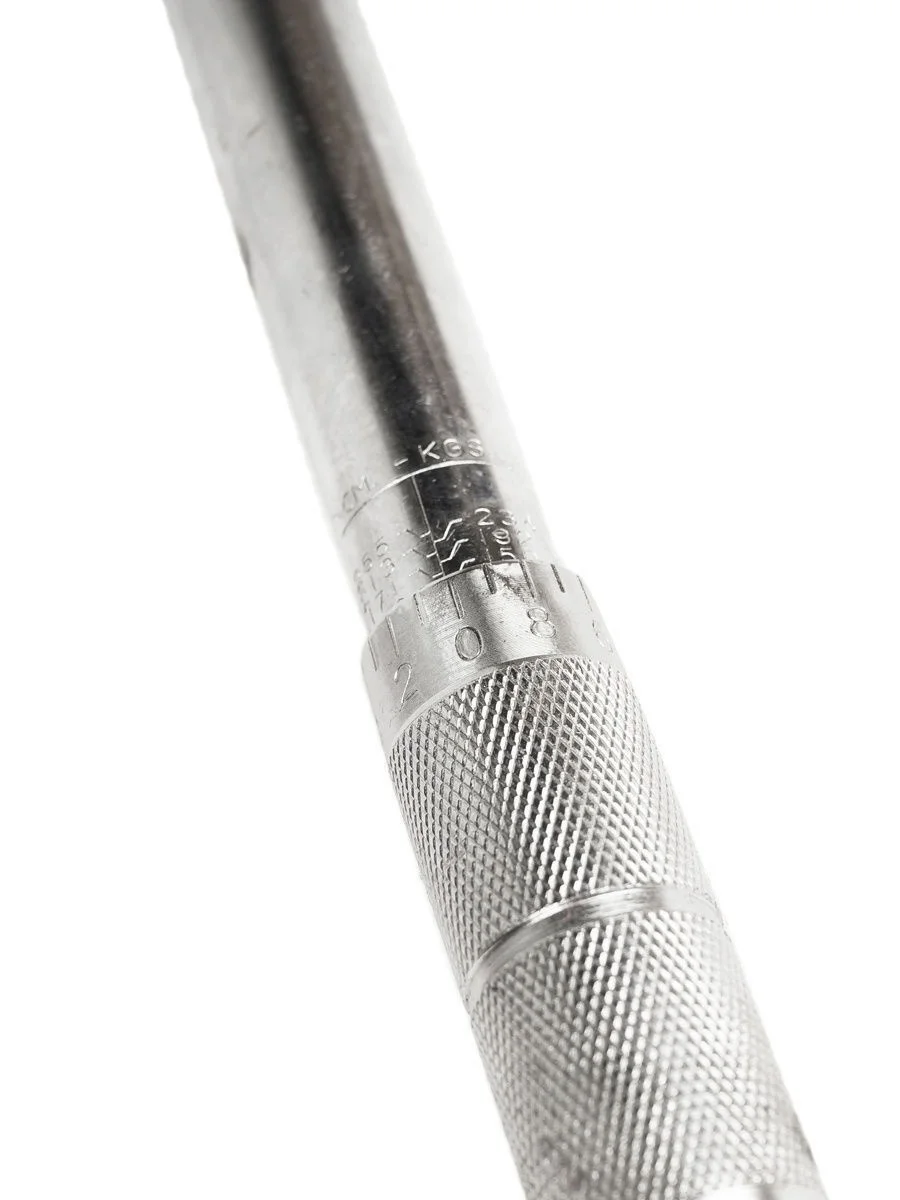 Черный динамометрический ключ 3/8"