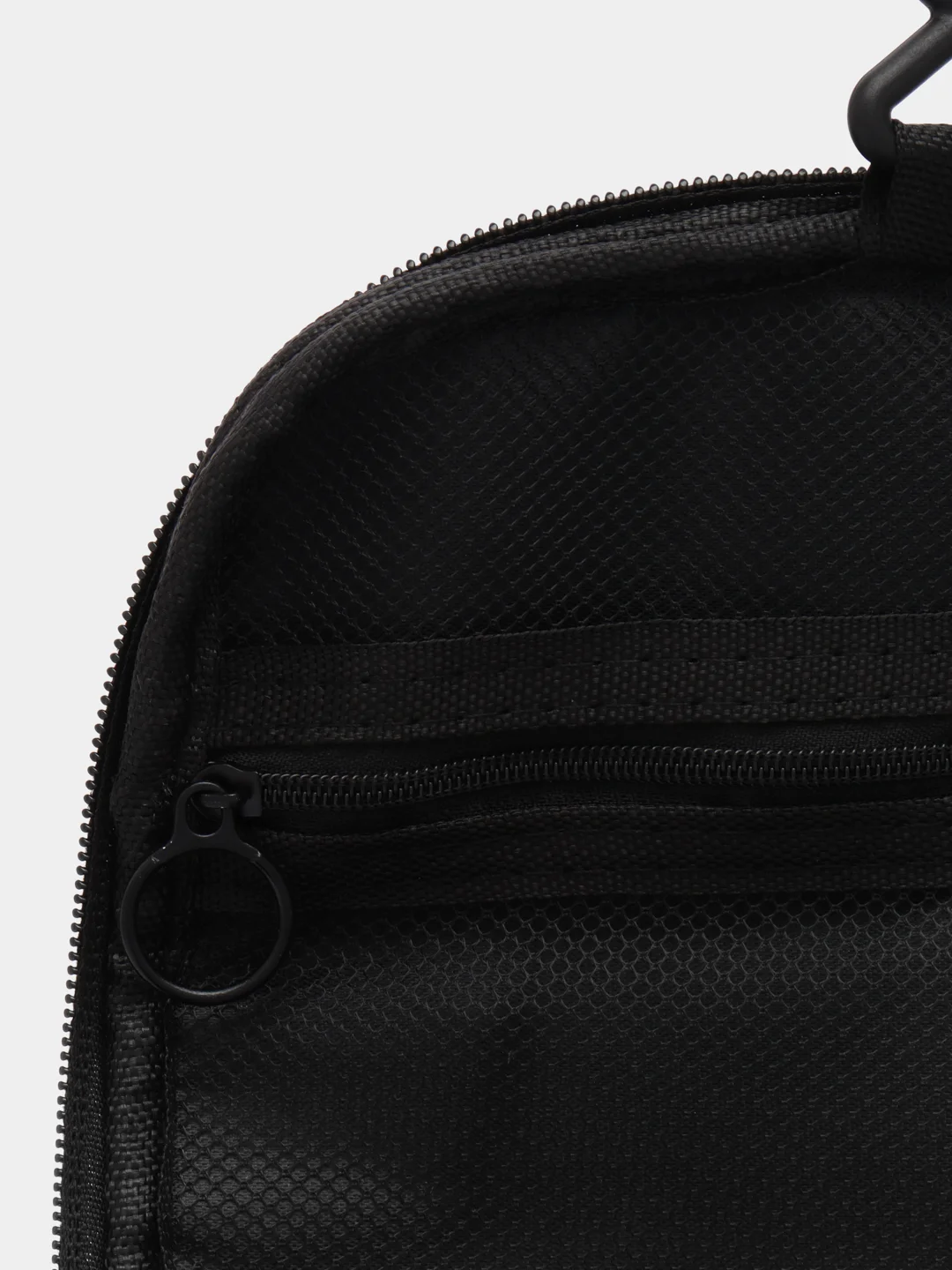 Косметичка женская Washbag черная